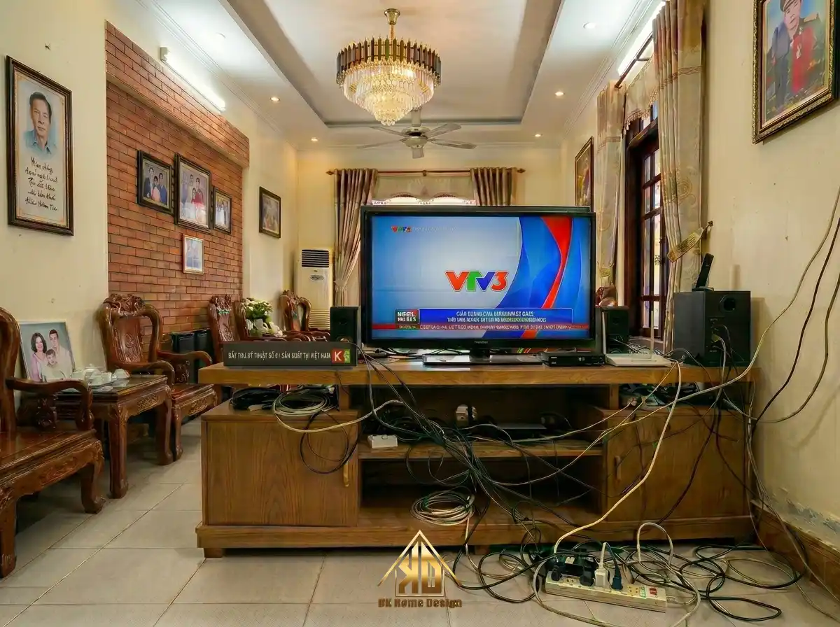 Lỗi đi điện nước phòng khách thiếu ổ cắm